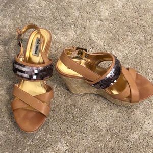 EUC not rated sequin wedge